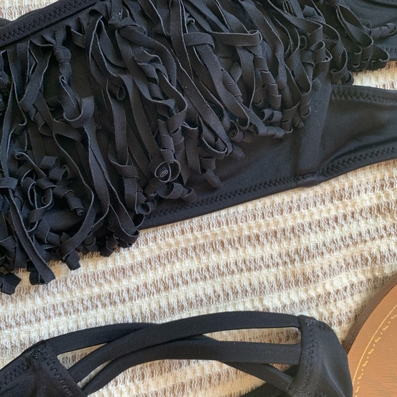 Victoria's Secret Black Fringe Bikini Set size Sm - Picture 5 of 7